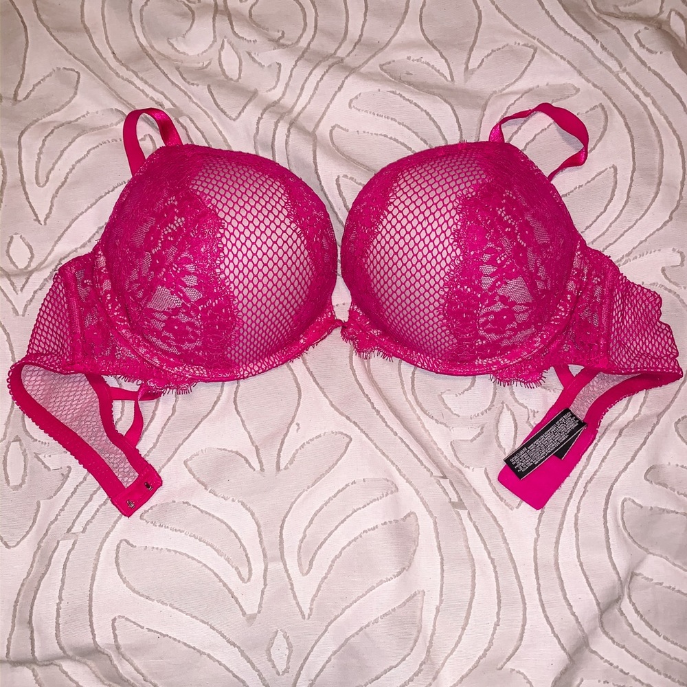 Victoria’s Secret Bombshell Bra